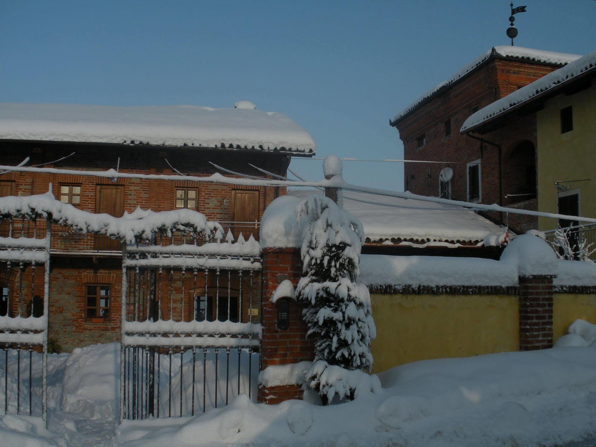 Il Palazzetto Villa Clavesana ภายนอก รูปภาพ